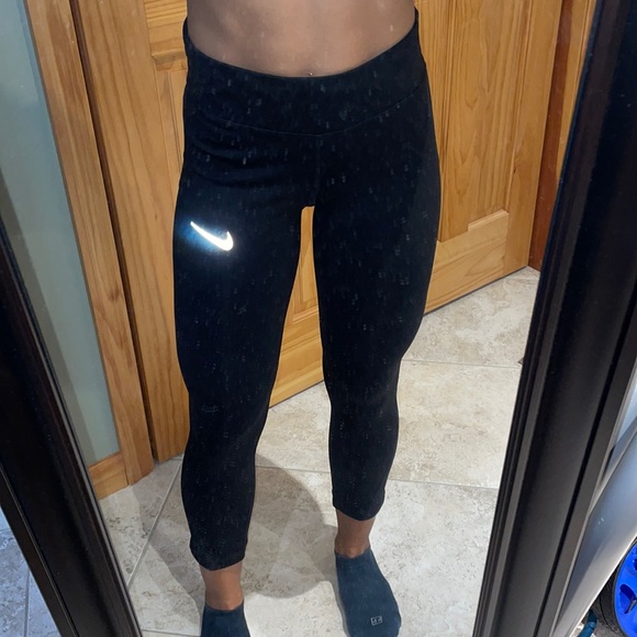 Nike Pants - ✔️Nike Running Crops